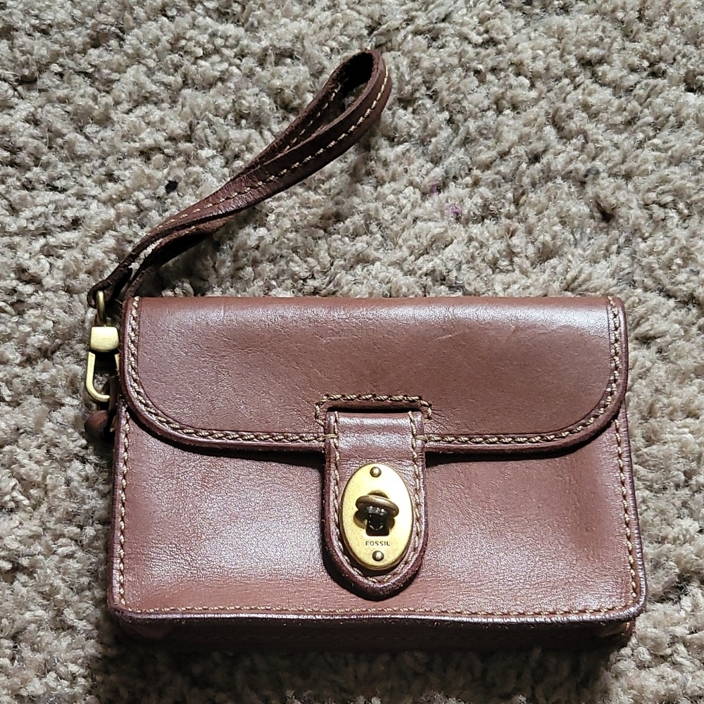 Fossil  Brown Leather Wristlet